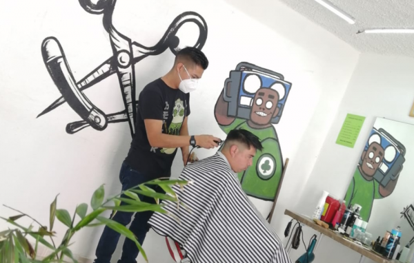 Barber shop Paco style caso de éxito Clear